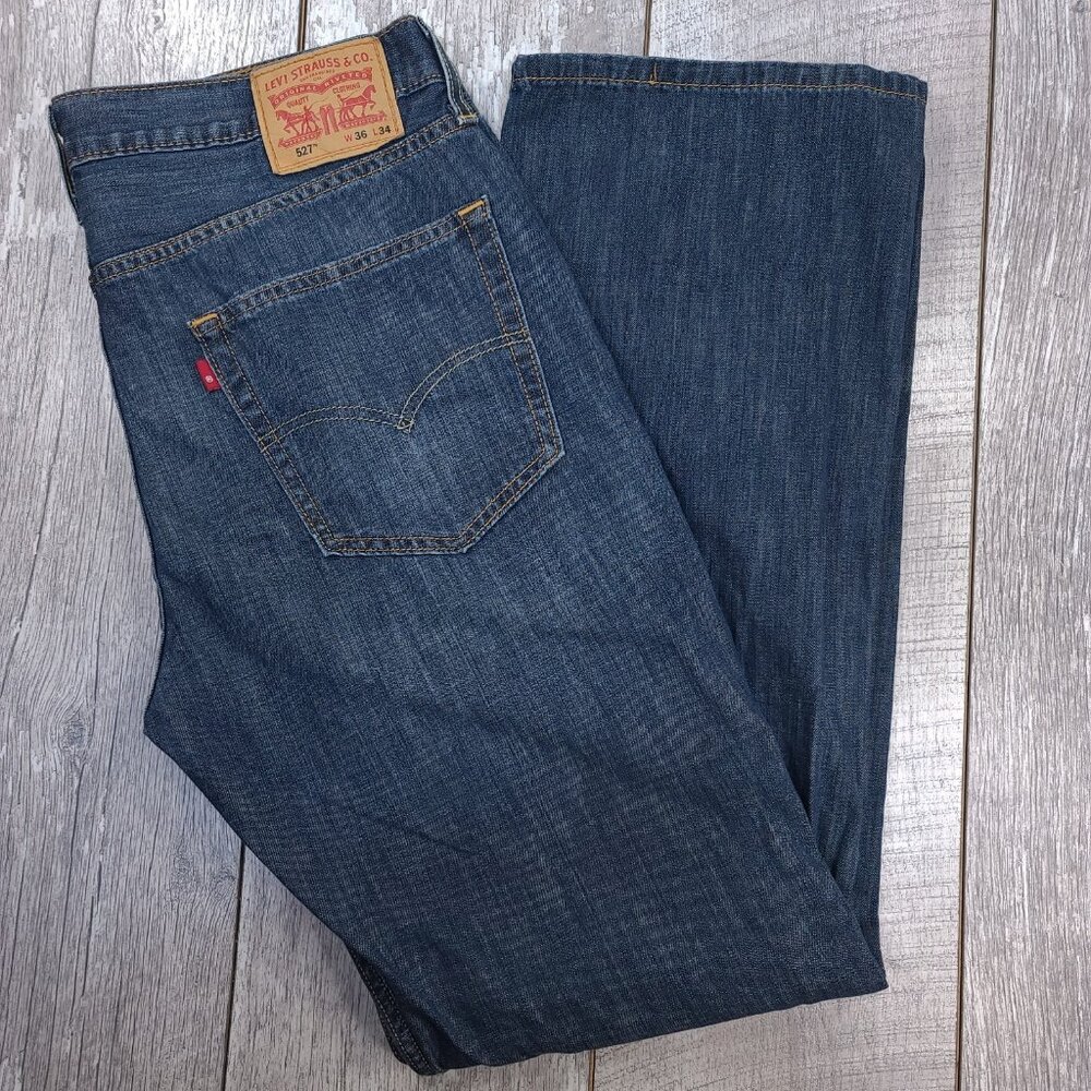 Levi's Men's Bootcut Jeans in Dark Blue Denim